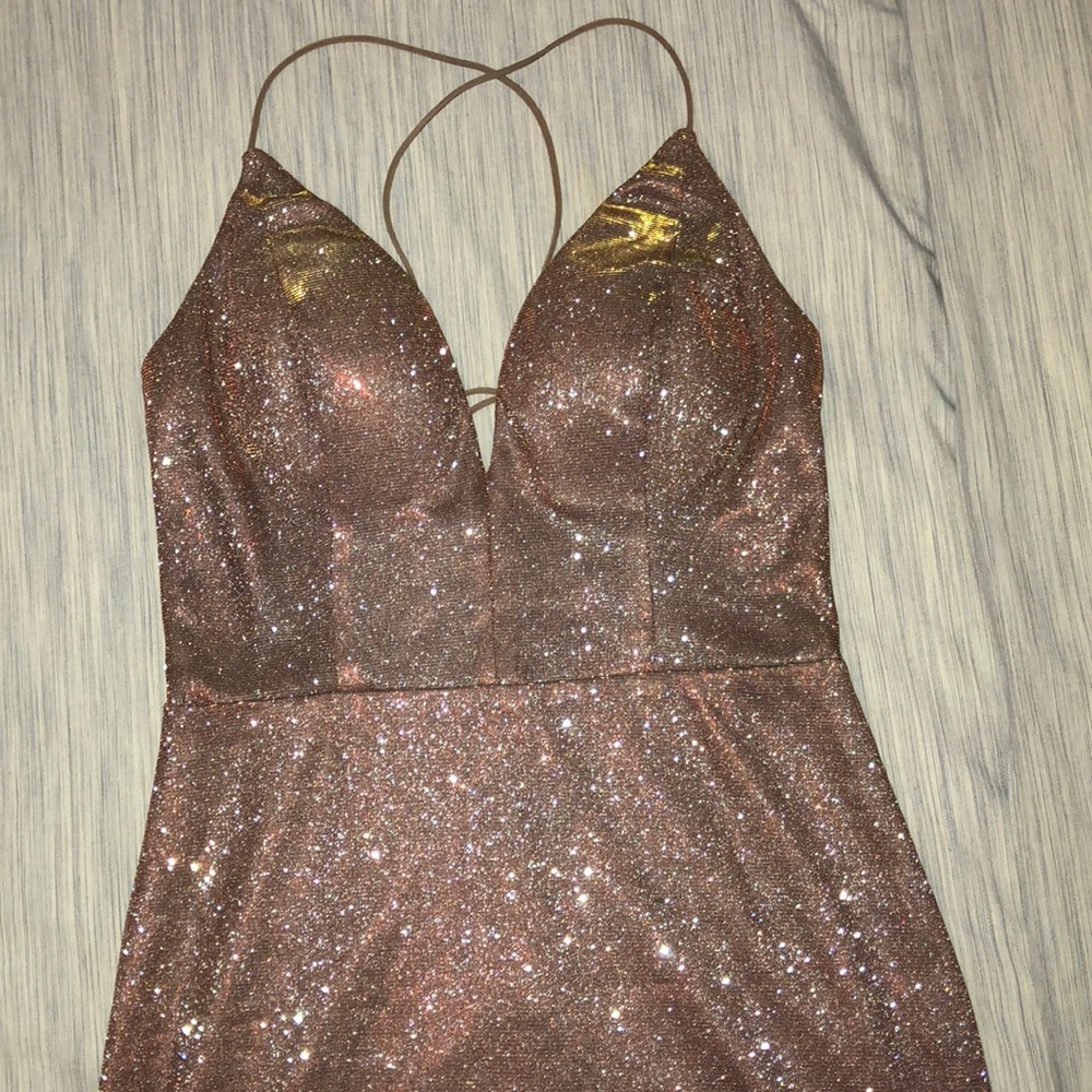 Sparkly Sweetheart Body Con Dress ✨💛